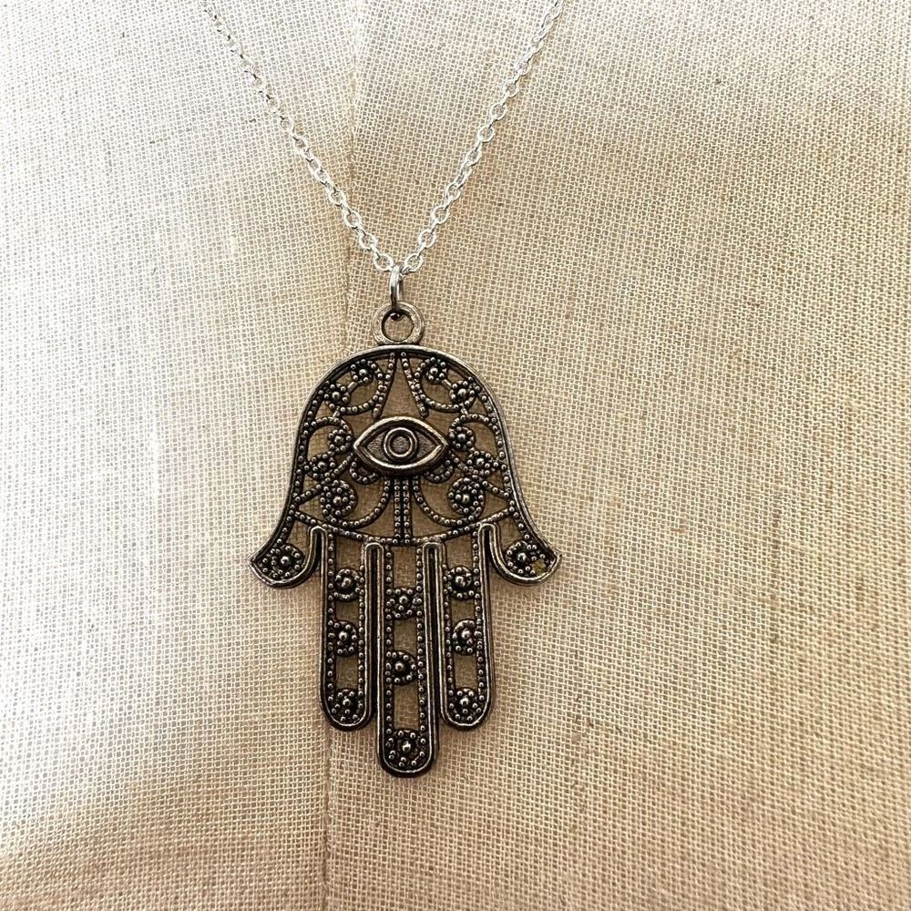 Silver tone Hamsa hand pendant necklace
